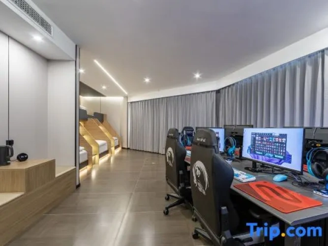Standard Quintuple room