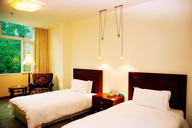 Enshi Asian Hotel