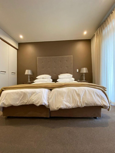 Marine Square Luxury Holiday Suites