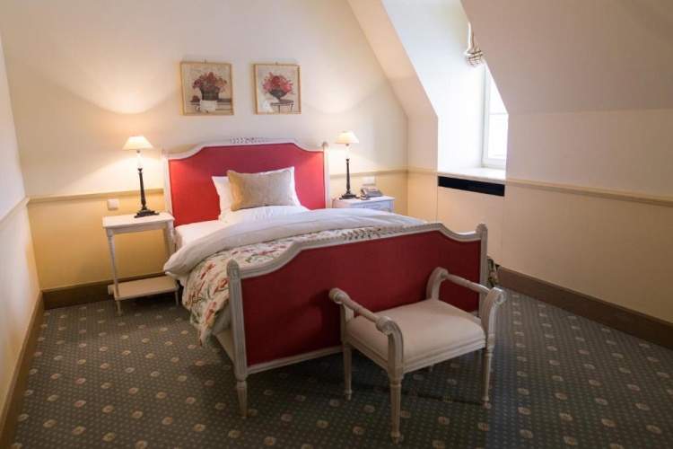 Deluxe Single room