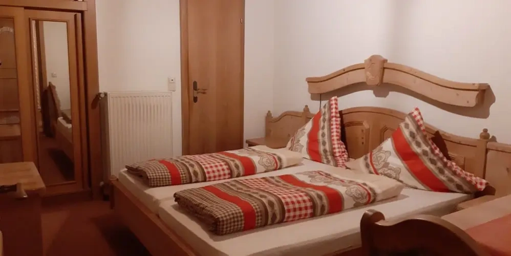 Standard Double room with balcony and with mountain view