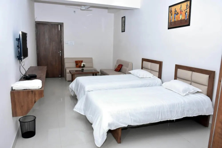 Hotel Pride Arena