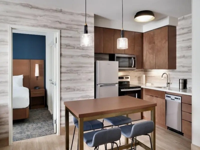 1 Bedroom Double Suite