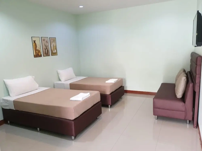 Deluxe Twin room with balcony