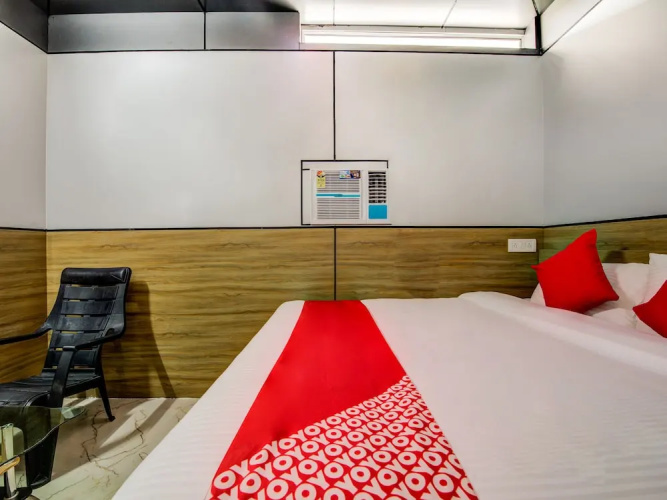 OYO 18561 Hotel Athiti