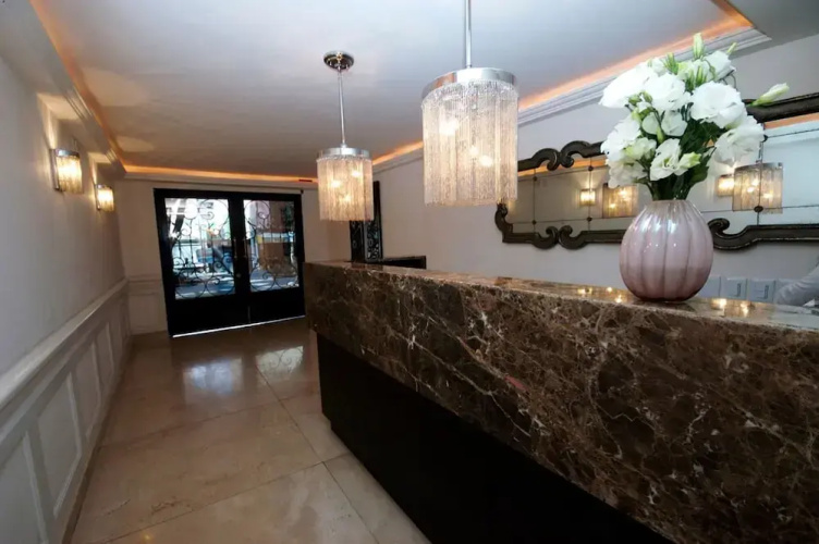 Suites Londres 212