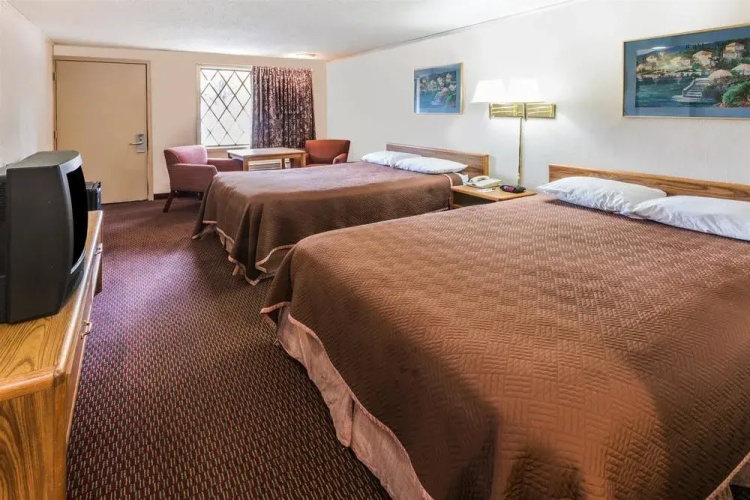 Rodeway Inn