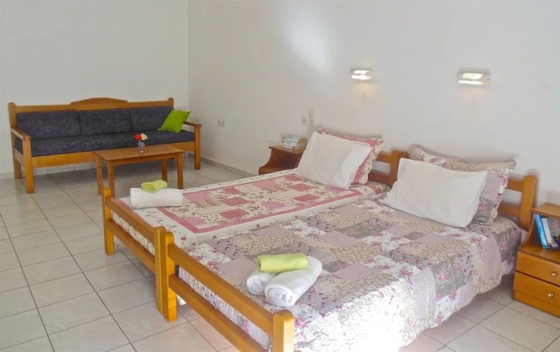Irilena Apartments