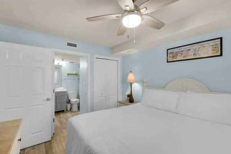 Pelican Isle 411