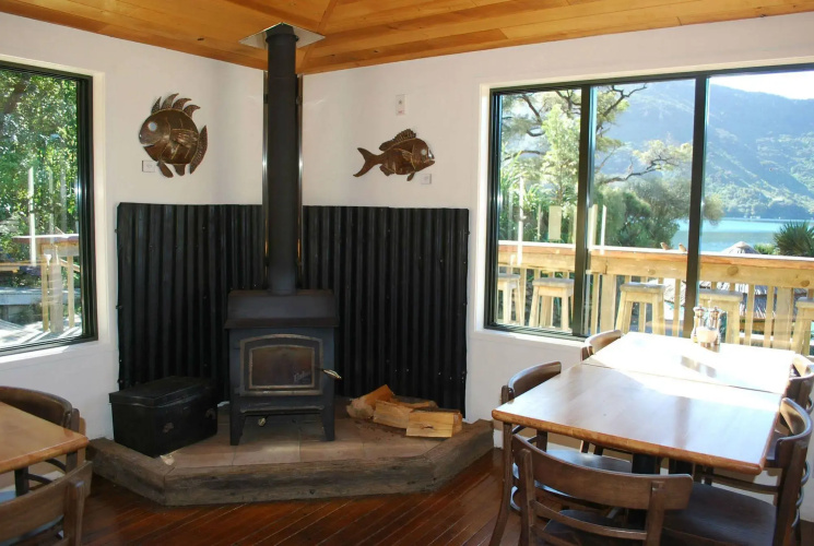 Lochmara Lodge