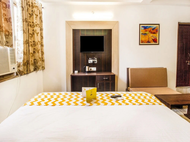 FabHotel Luxurs Gopalpura