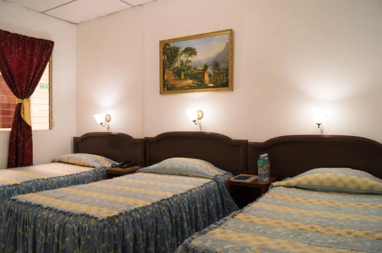 Economy Triple room