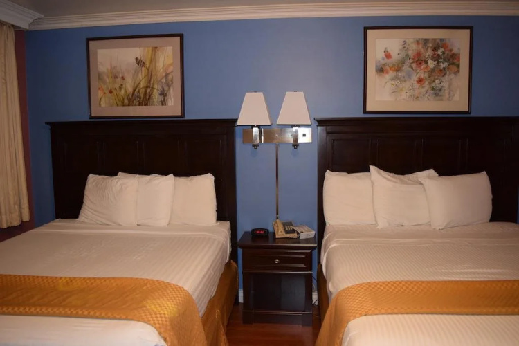 Rose Garden Inn