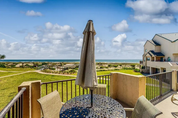 Lovely Oceanfront Townhouse In Summer Beach Village W/shared Pool, Central Ac - Amelia Island, FL