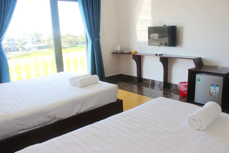Hoang Y Homestay