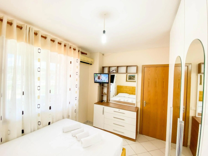 Comfortable Golem Beach Apartment