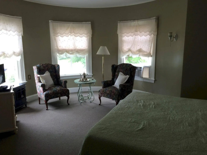 Castle Manor Inn