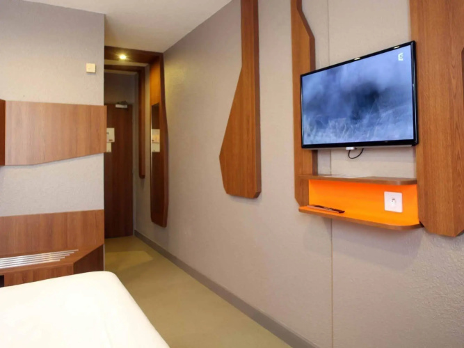 Ibis Styles Gien
