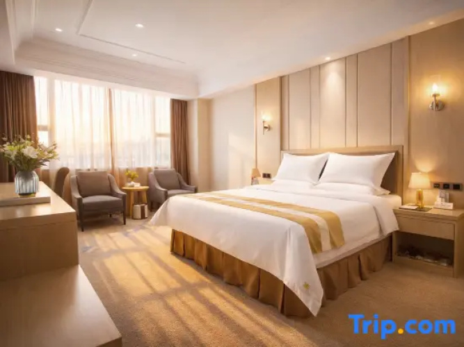 Quadruple Family Suite