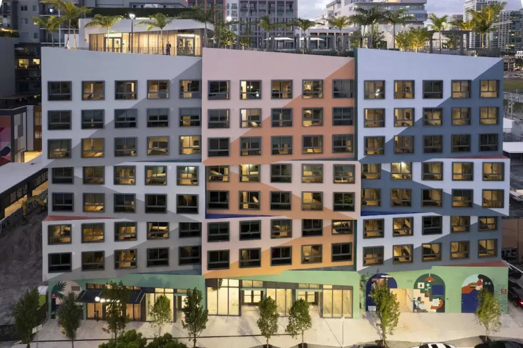 w Stylish 1BR in Wynwood