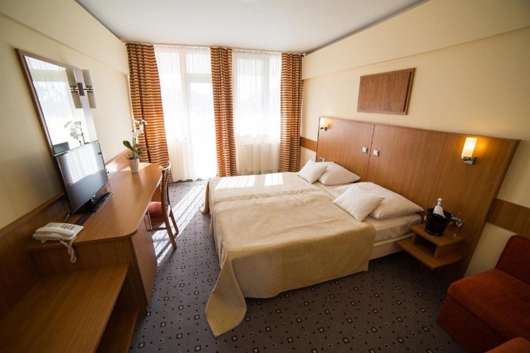 Standard Triple room with balcony