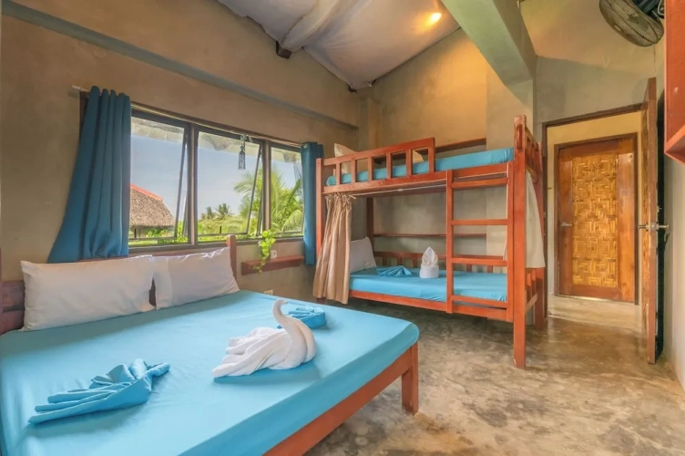 Deluxe Quadruple room