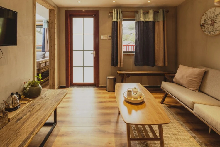 Lotus Mountain Boutique Inn