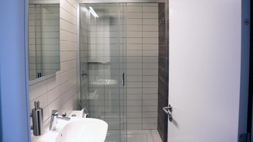 Standard Twin room with city view
