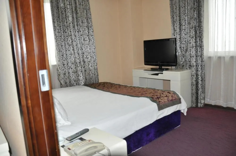 Rafael Hotel
