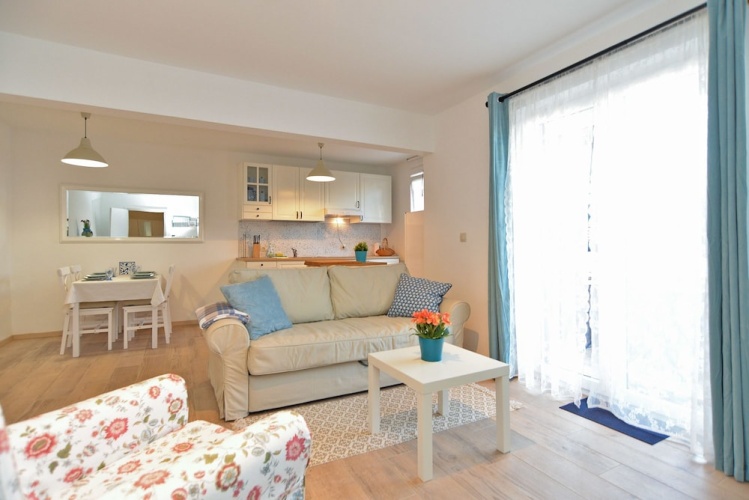 Apartment 1660