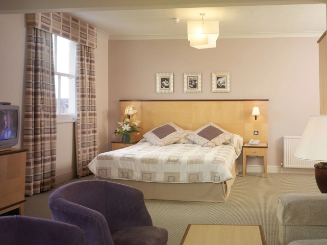 The Royal Hotel
