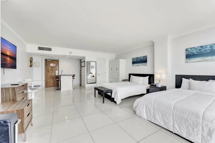 Ocean Manor Beach Hotel