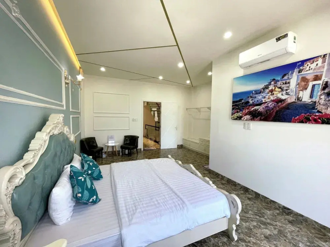 Aroma Luxury Villa