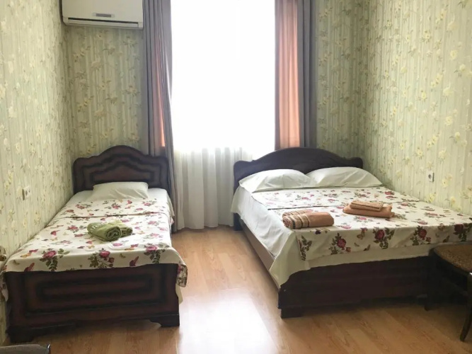 IO Apartment