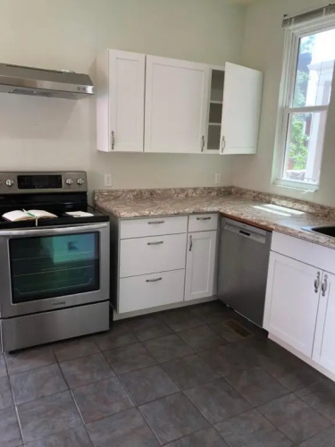 1/F 2 bed rooms