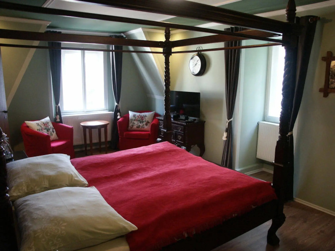Pension Edinburgh