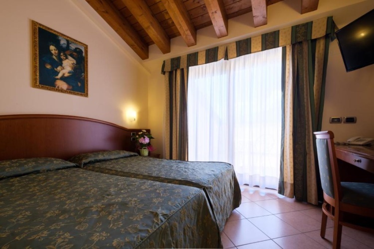 Superior Double room with lake view
