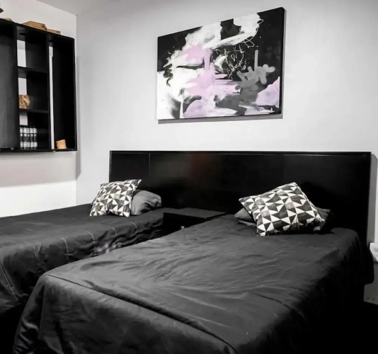 Private room Downtown 2 Guests
