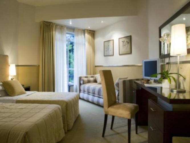 Standard Triple room with balcony