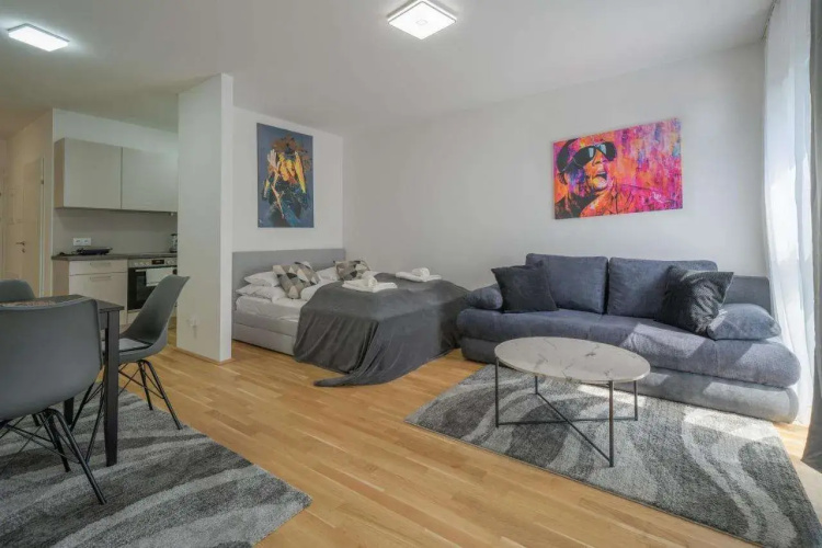Meraki Apartment