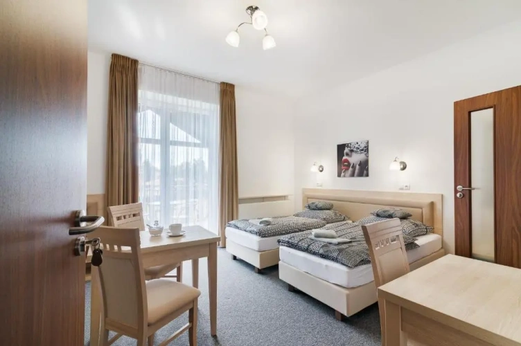Deluxe Triple room with balcony