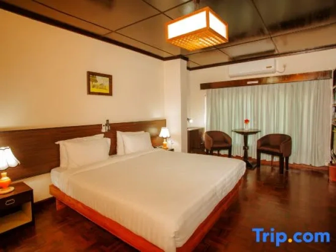 Deluxe room with garden view