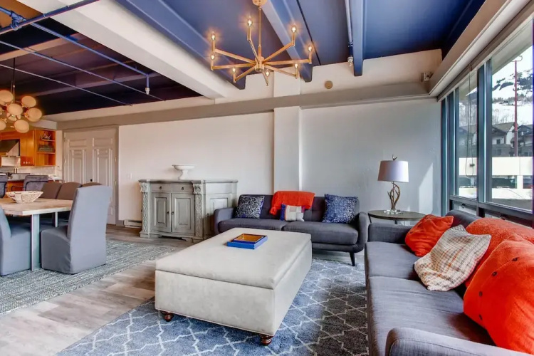 Mountain Plaza - 3 Br Condo