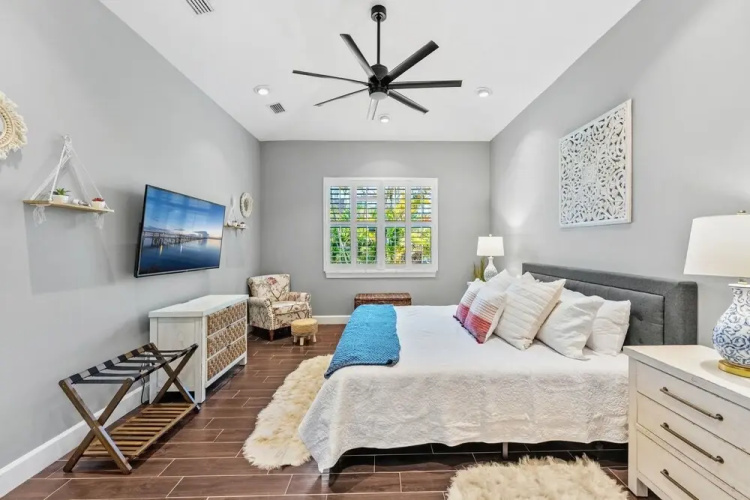 131 Seminole Ln