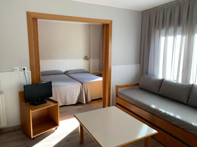 1 Bedroom Apartment
