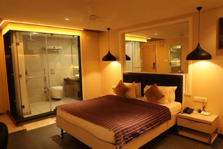 K C Palace Hotel