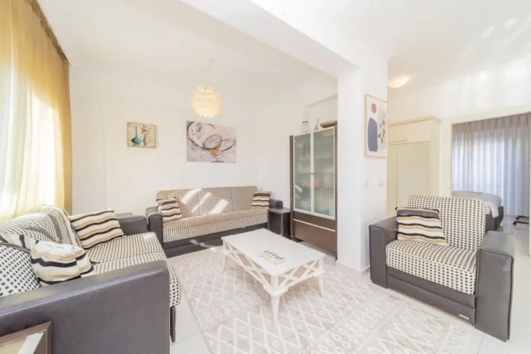 Vibrant Flat With Shared Pool in Belek