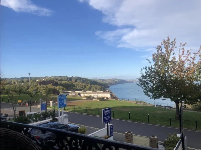 Economy Double room with balcony and with sea view