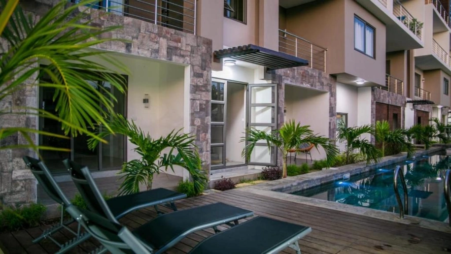 2 Bedrooms Double Suite