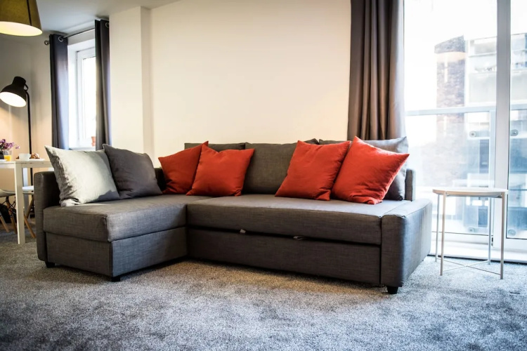 City Centre Pad with Secure Parking
